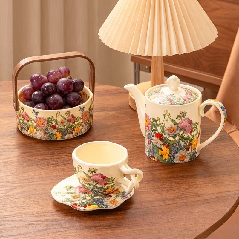 Coffee Tea Gift Basket - ชุดน้ำชาเซรามิคลายดอกไม้สไตล์ยุโรปโบราณ กาน้ำชา 750 มล. แก้วกาแฟ 280