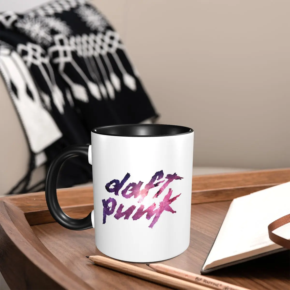 Coffee Tea Logo - แก้วเซรามิคดีไซน์เฉพาะตัว ลายโลโก้วงดนตรี Daft Punk สำหรับกาแฟ ชา